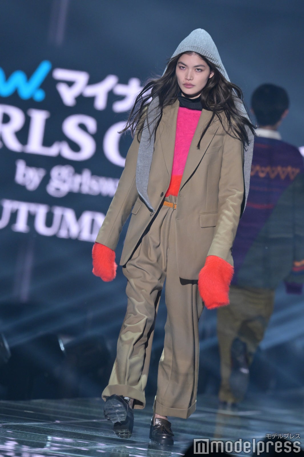 （C）モデルプレス