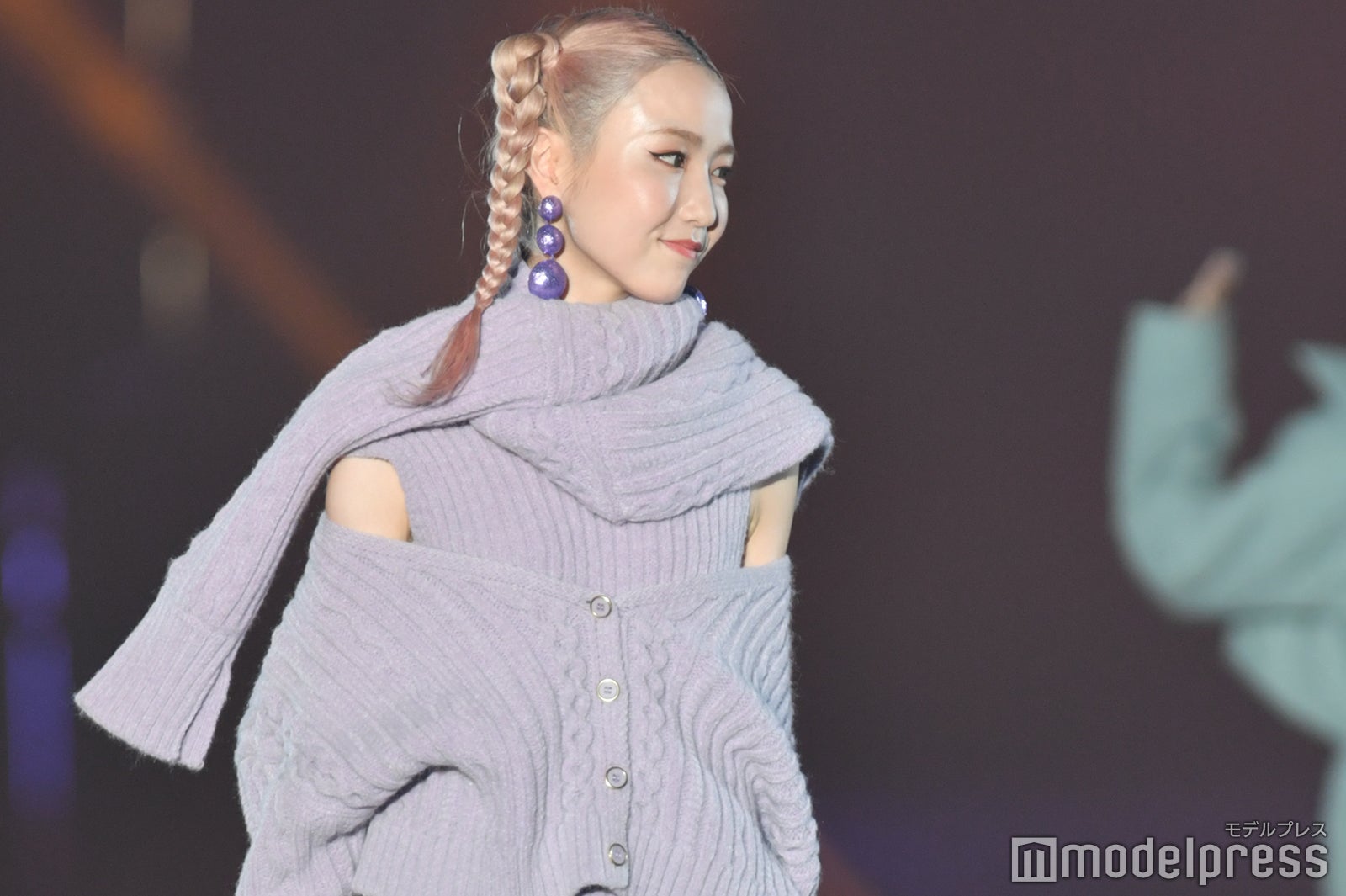 （C）モデルプレス