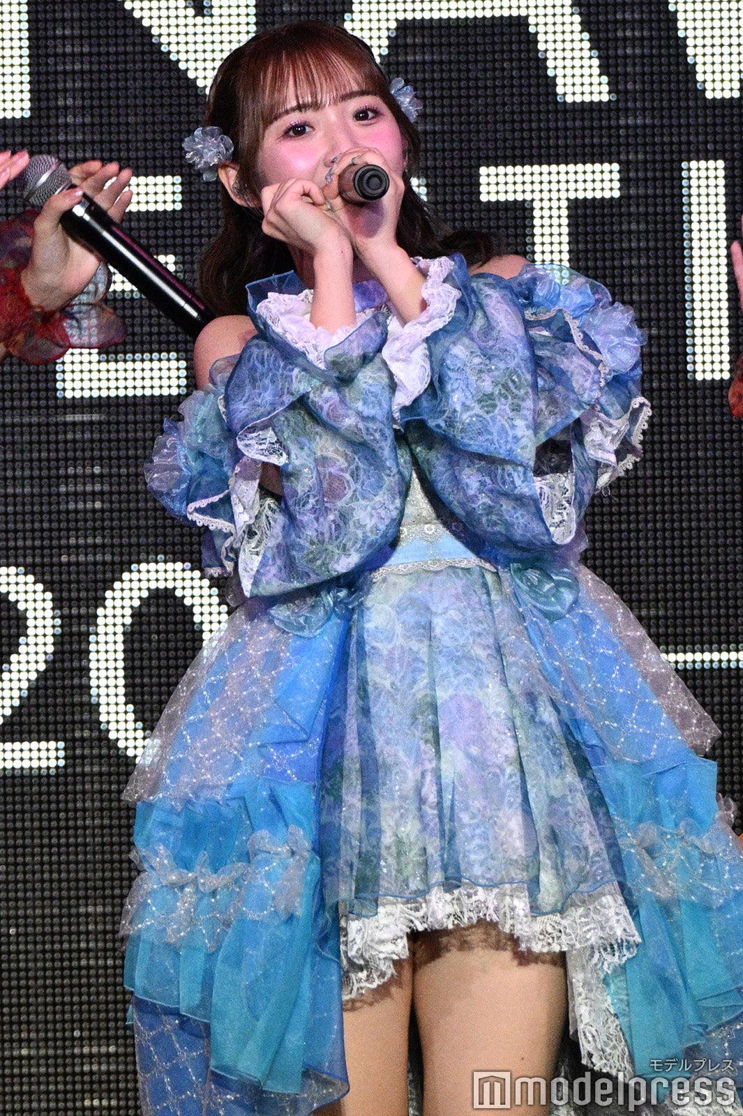 FRUITS ZIPPER妹分”SWEET STEADY「オキコレ」登場でライブ 3曲