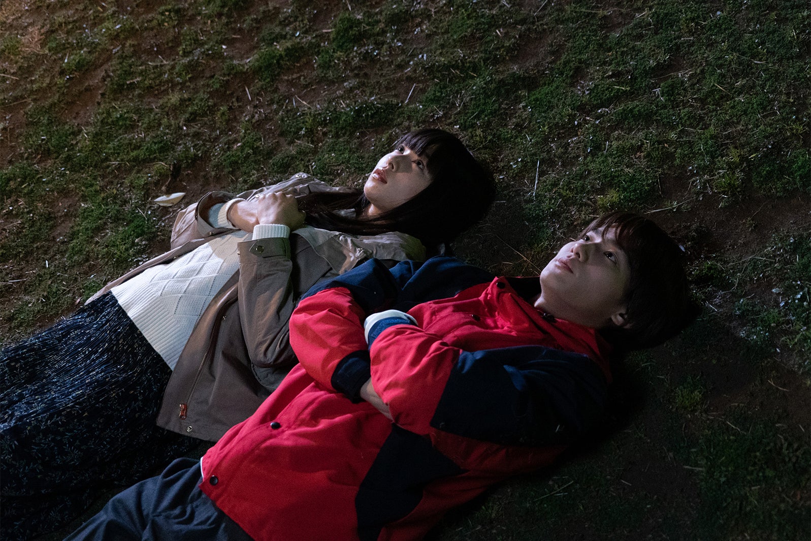 桜井日奈子、野村周平／「僕の初恋をキミに捧ぐ」第7話より（C）テレビ朝日