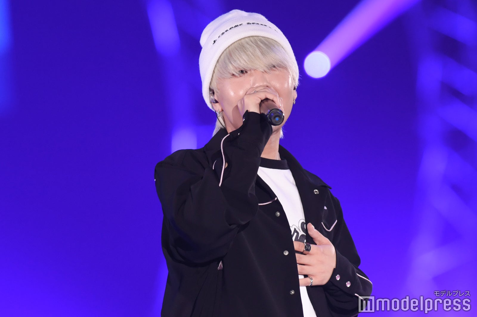 鈴木鈴木／聖七（C）モデルプレス