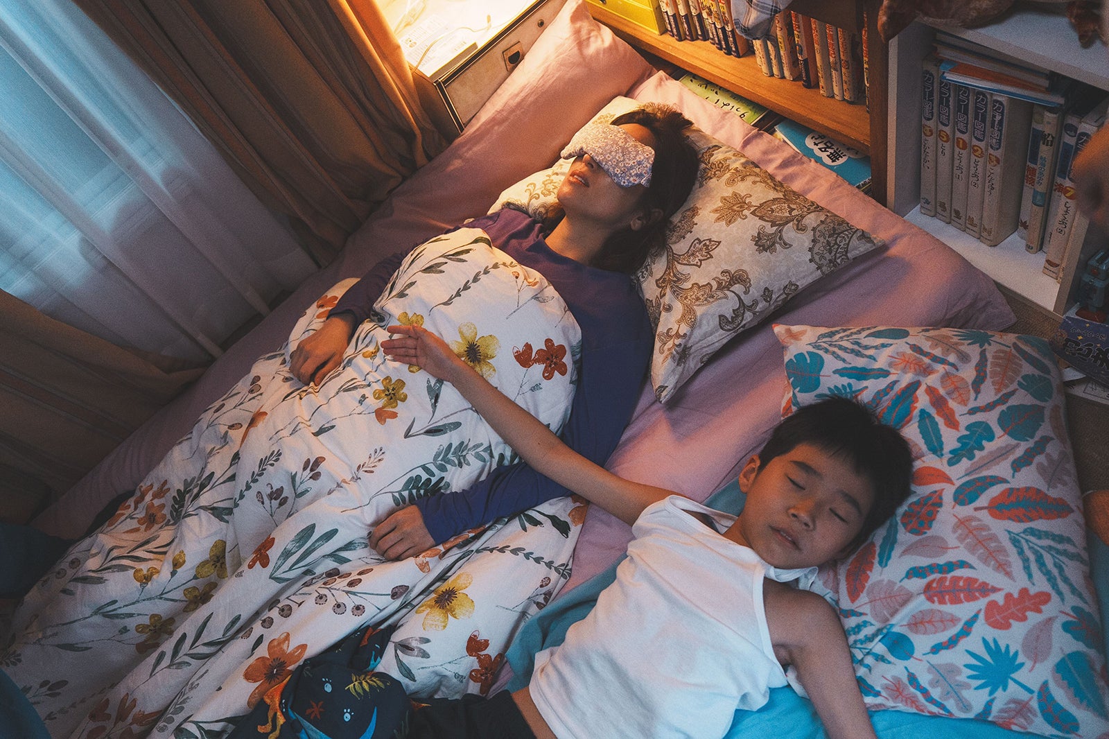 中村アン、嶋田鉄太「こんばんは、朝山家です。」第1話（C）ABCテレビ