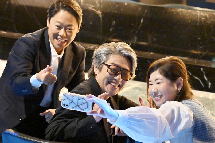 阿部サダヲ、池田成志、馬場園梓「不適切にもほどがある!」第7話より(C)TBS