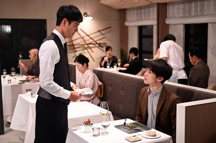 沢村一樹、玉森裕太/「グランメゾン東京」第4話より(C)TBS