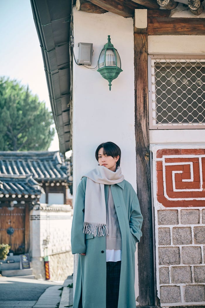 綱啓永「綱啓永2025年カレンダー」(提供写真)