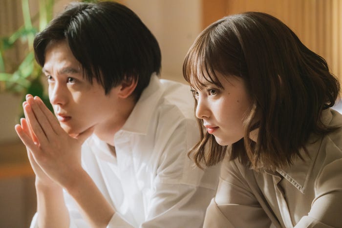 松村陸斗、橋下美好「恋愛ドラマな恋がしたい~Kiss me like a princess~」第5話(C)AbemaTV, Inc.