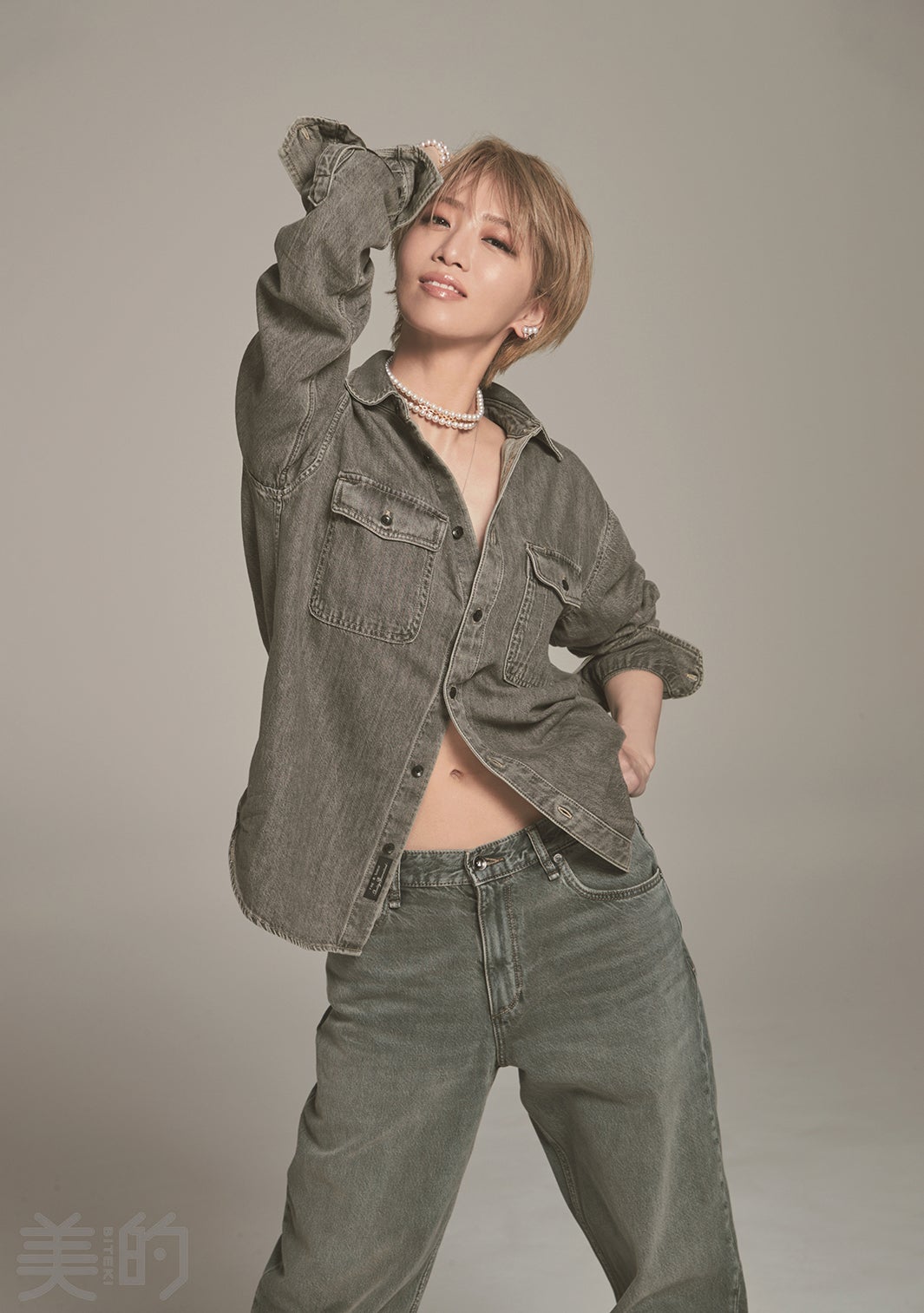 礼真琴（提供：小学館）