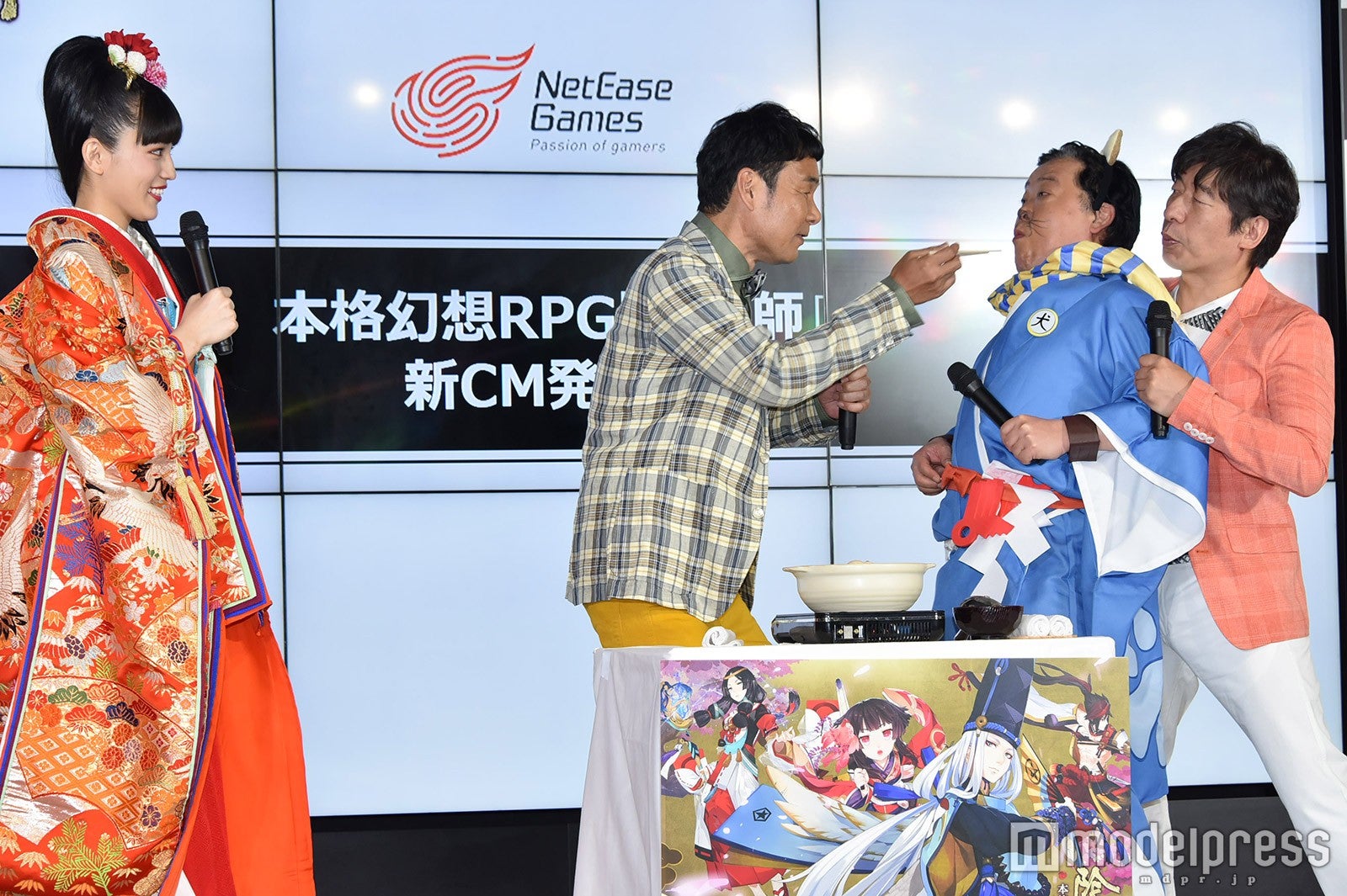 （左から）川口春奈、肥後克広、寺門ジモン、上島竜兵（C）モデルプレス