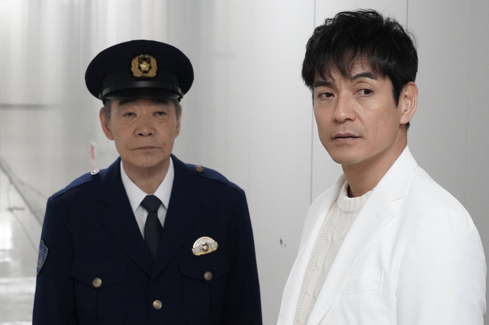 柄本明、沢村一樹 （C）フジテレビ