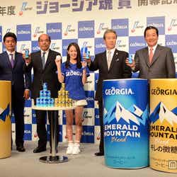 「2013年度ジョージア魂賞」開幕記念イベントに登場した(左から)小林光男、工藤公康、衣笠祥雄、吉本実憂、山田久志、梨田昌孝、二宮清純