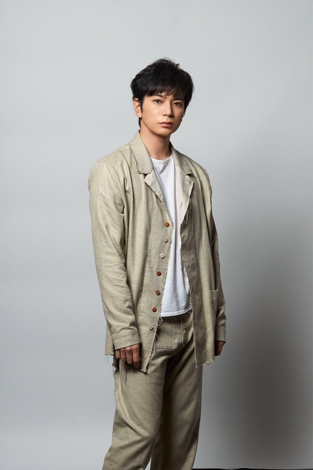 松本潤、テレ朝ドラマ初主演 遊川和彦脚本で“中腰ヒーロー”に＜となりのチカラ＞