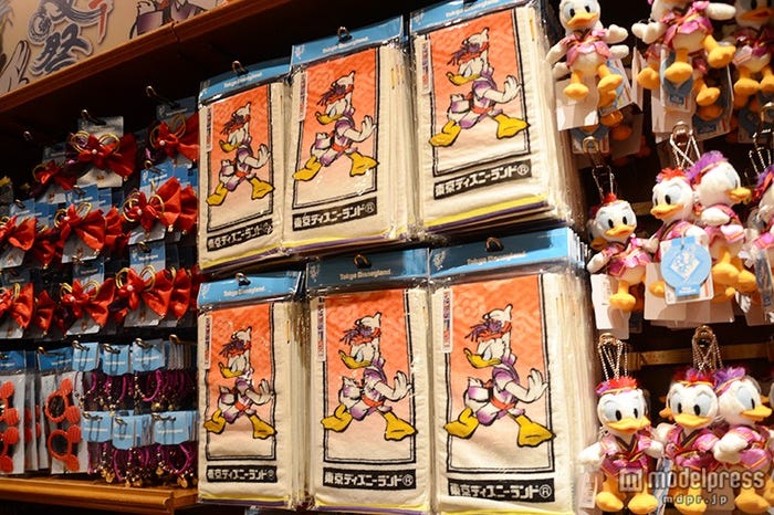 ドナルド率いる“雅絢爛・燦!”応援グッズ