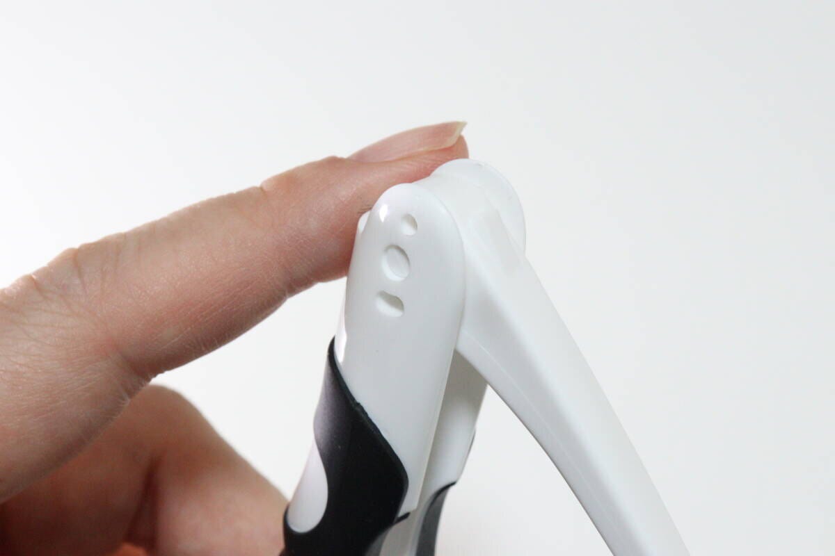 折りたたみ歯ブラシ（モノトーン）　接合部