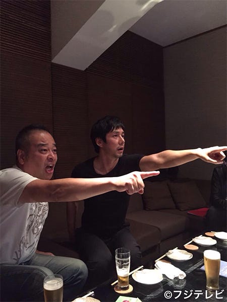 西島秀俊(右)(画像提供:フジテレビ)
