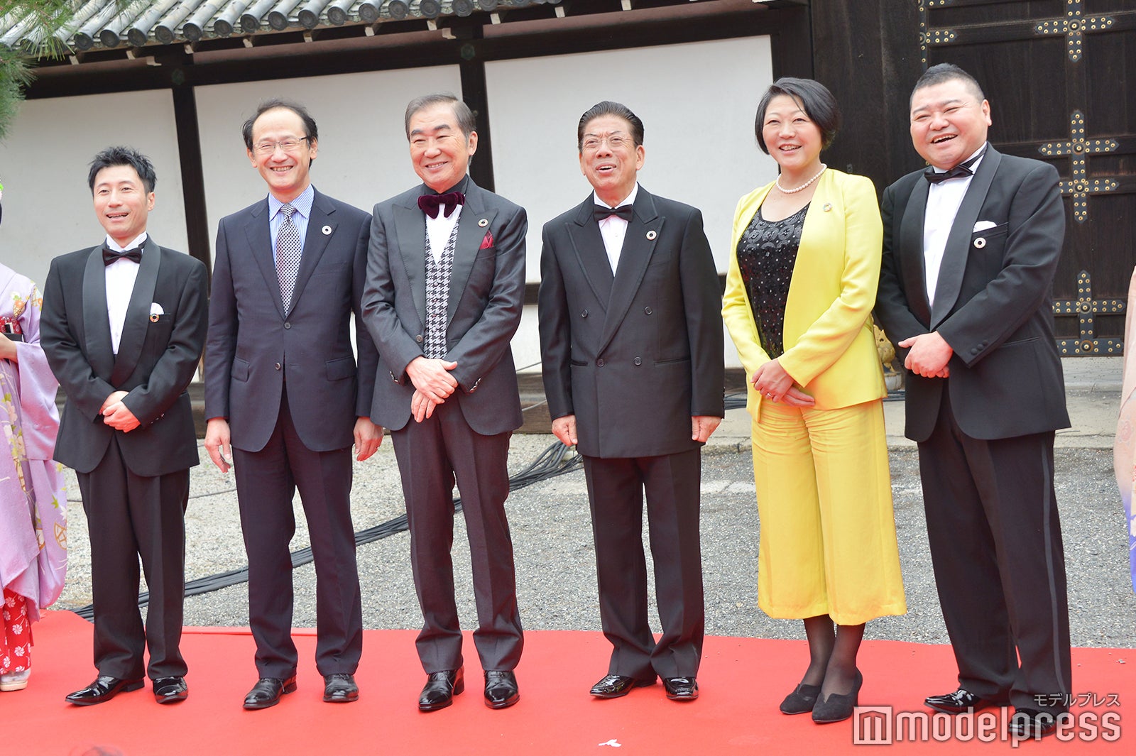 （左から）すっちー、鈴木秀生氏、桂文枝、西川きよし、根本かおる氏、川畑泰史  （C）モデルプレス