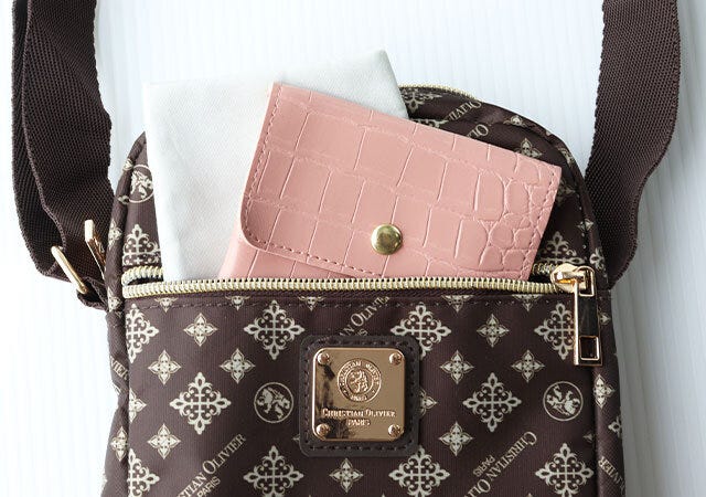 宝島社　雑誌　ムック本　付録　CHRISTIAN