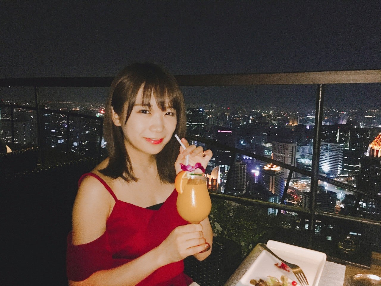 秋元真夏／秋元真夏オフィシャルブログより