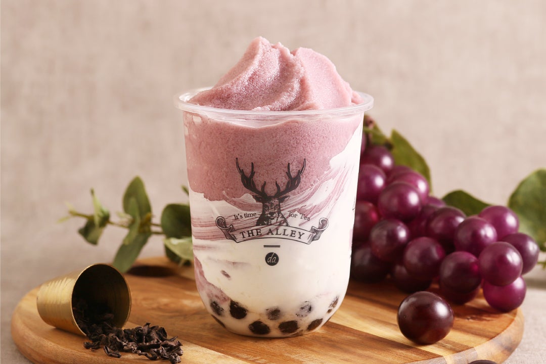 ジ アレイ新作「葡萄のティーグルト」「葡萄のティーソーダ」9月2日より登場　秋の贅沢香る2種