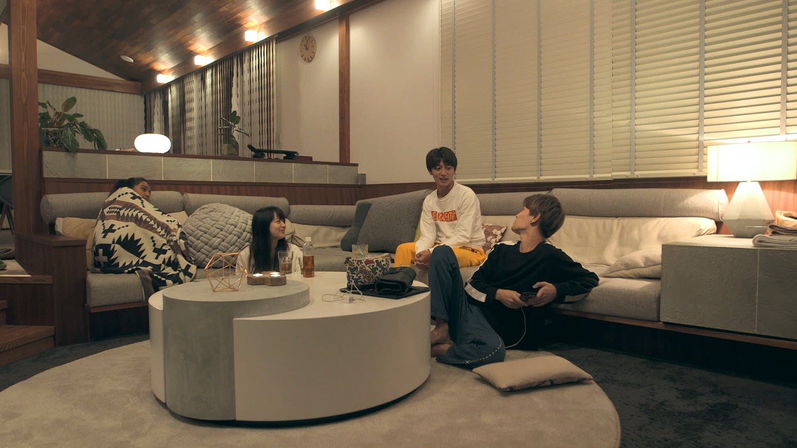優衣、聡太、俊亮「TERRACE HOUSE OPENING NEW DOORS」35th WEEK（C）フジテレビ／イースト・エンタテインメント