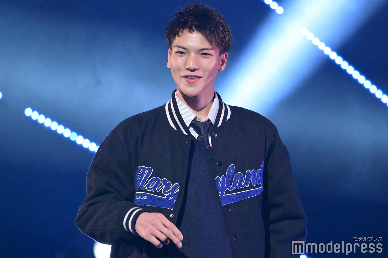 （C）モデルプレス