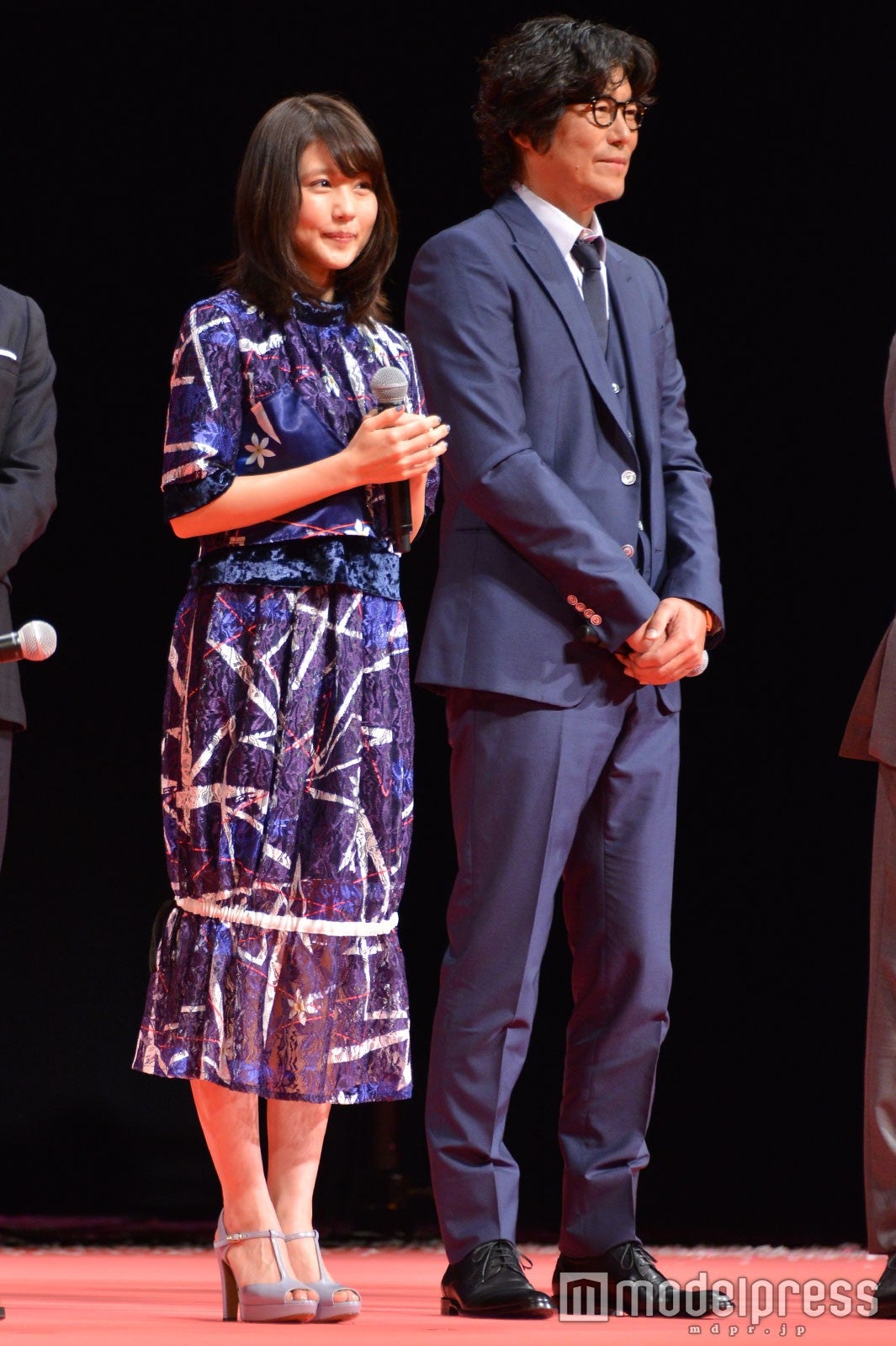 有村架純、豊川悦司 （C）モデルプレス