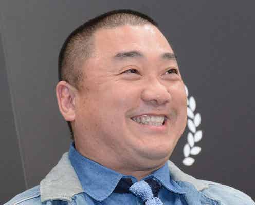 山本圭壱、愛娘を顔出し公開「パパそっくり」「表情豊か」の声