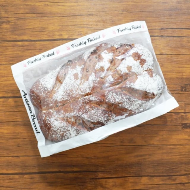 コストコのカントリーフレンチ発芽ライ＆デーツ