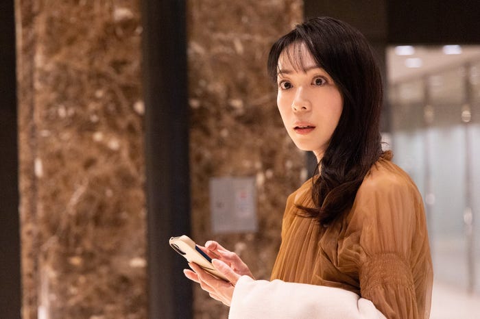 遊井亮子「ナースが婚活」第4話より(C)「ナースが婚活」製作委員会