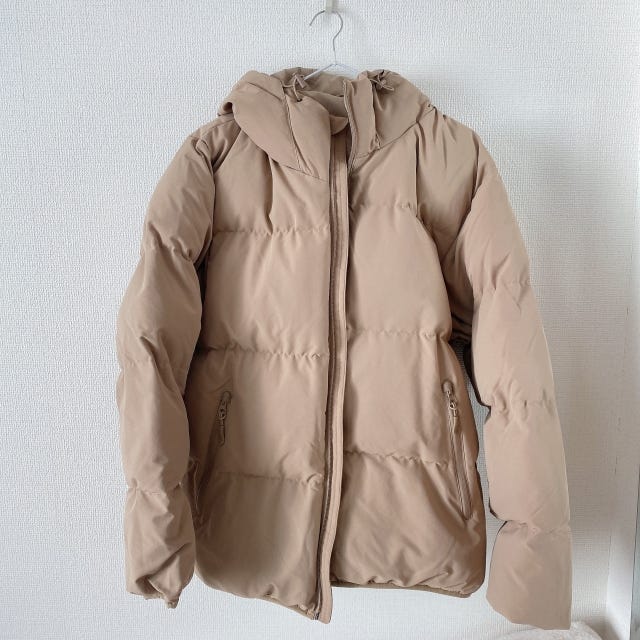 GU　アウター　ヒートパデッド　ブルゾン　ベージュ