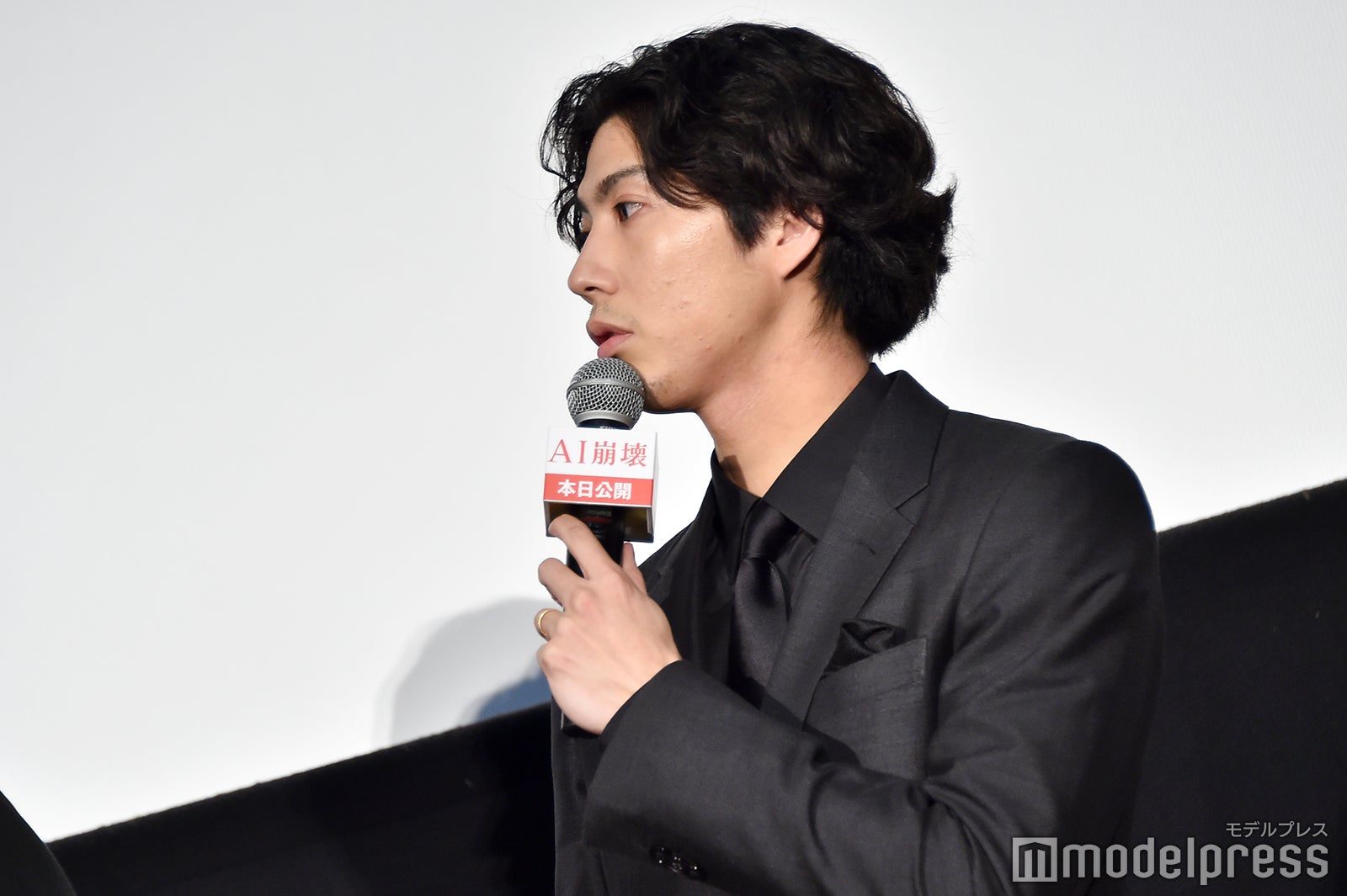 賀来賢人（C）モデルプレス