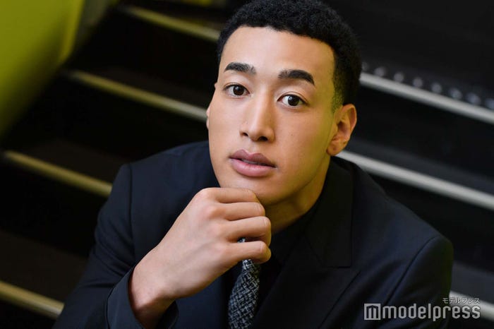 関口メンディー(C)モデルプレス