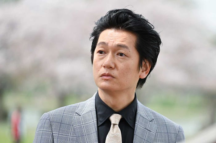 井浦新 (C)テレビ朝日