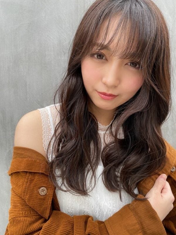 大人女性におすすめのナチュラルパーマ15選 ふんわりヘアが叶う髪型をご紹介 モデルプレス 大人女性におすすめのナチュラルパーマ15選 ふんわりヘアが叶う髪型をご紹介 モデルプレス