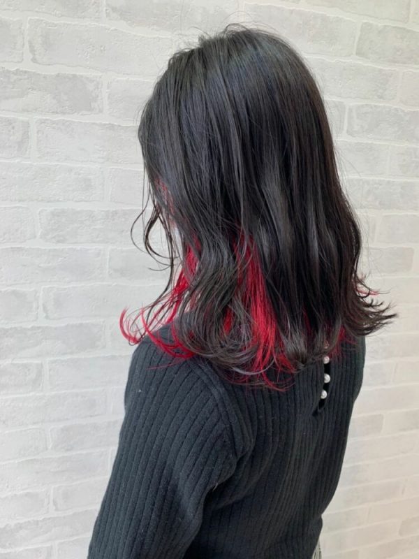 画像12 16 人気の赤インナーカラー特集 レングス別におすすめの組み合わせ方をご紹介 モデルプレス