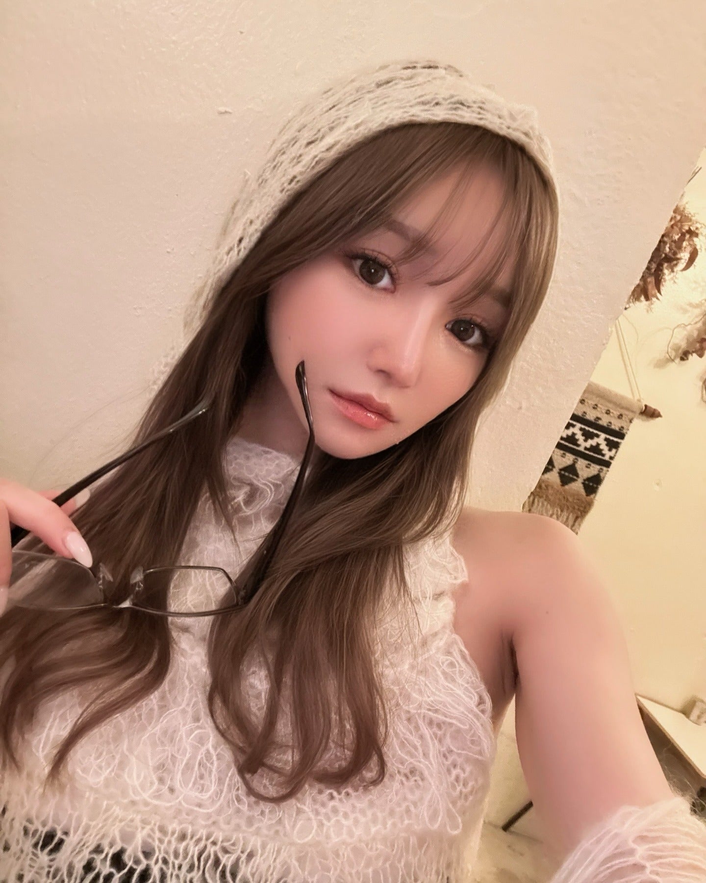 “女性ファン多数”キャバ嬢・せな、入店3日後に番組収録参加 好きな系統はaespaカリナ「可愛い子探し」で自己肯定感が上がる理由とは？【モデルプレスインタビュー】