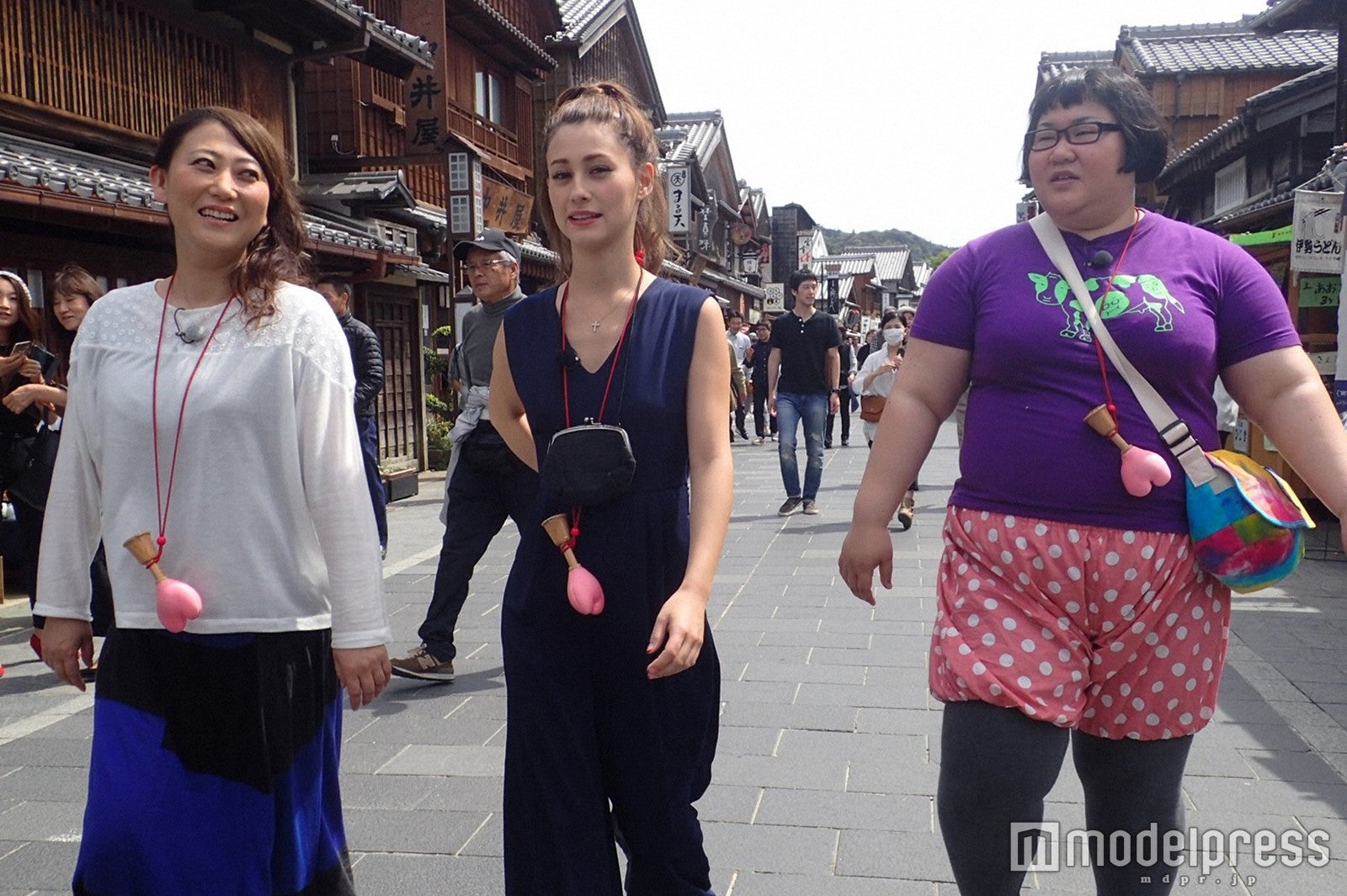 （左から）友近、ダレノガレ明美、安藤なつ（メイプル超合金）／画像提供：TBS