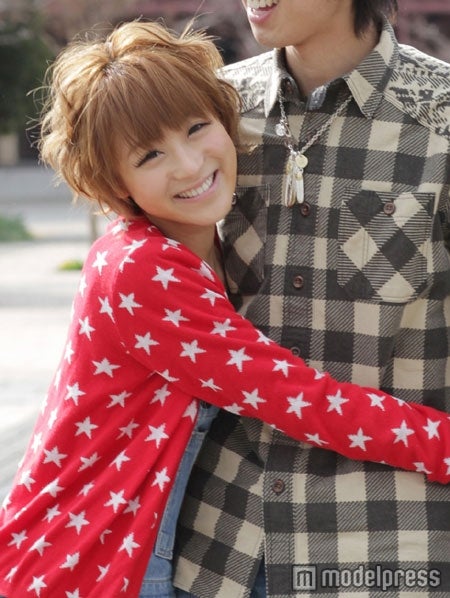 鈴木奈々、ローラに続きISSA×SoulJaとコラボ？　MVに彼氏と出演