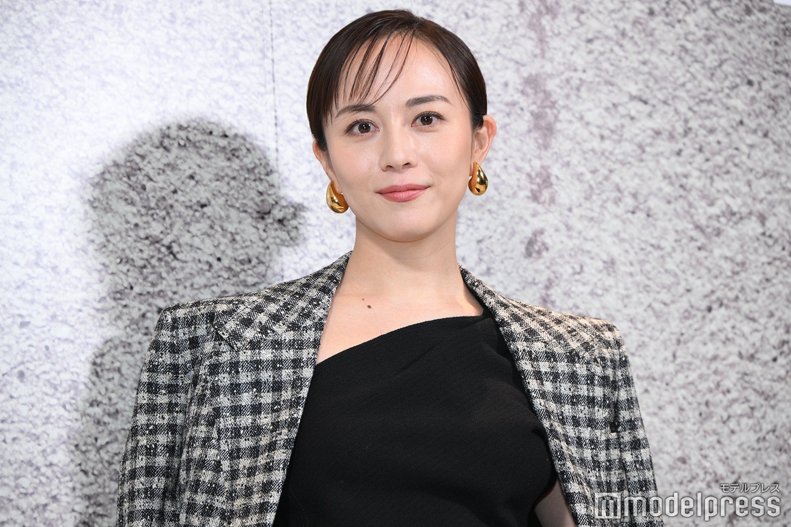 比嘉愛未（C）モデルプレス