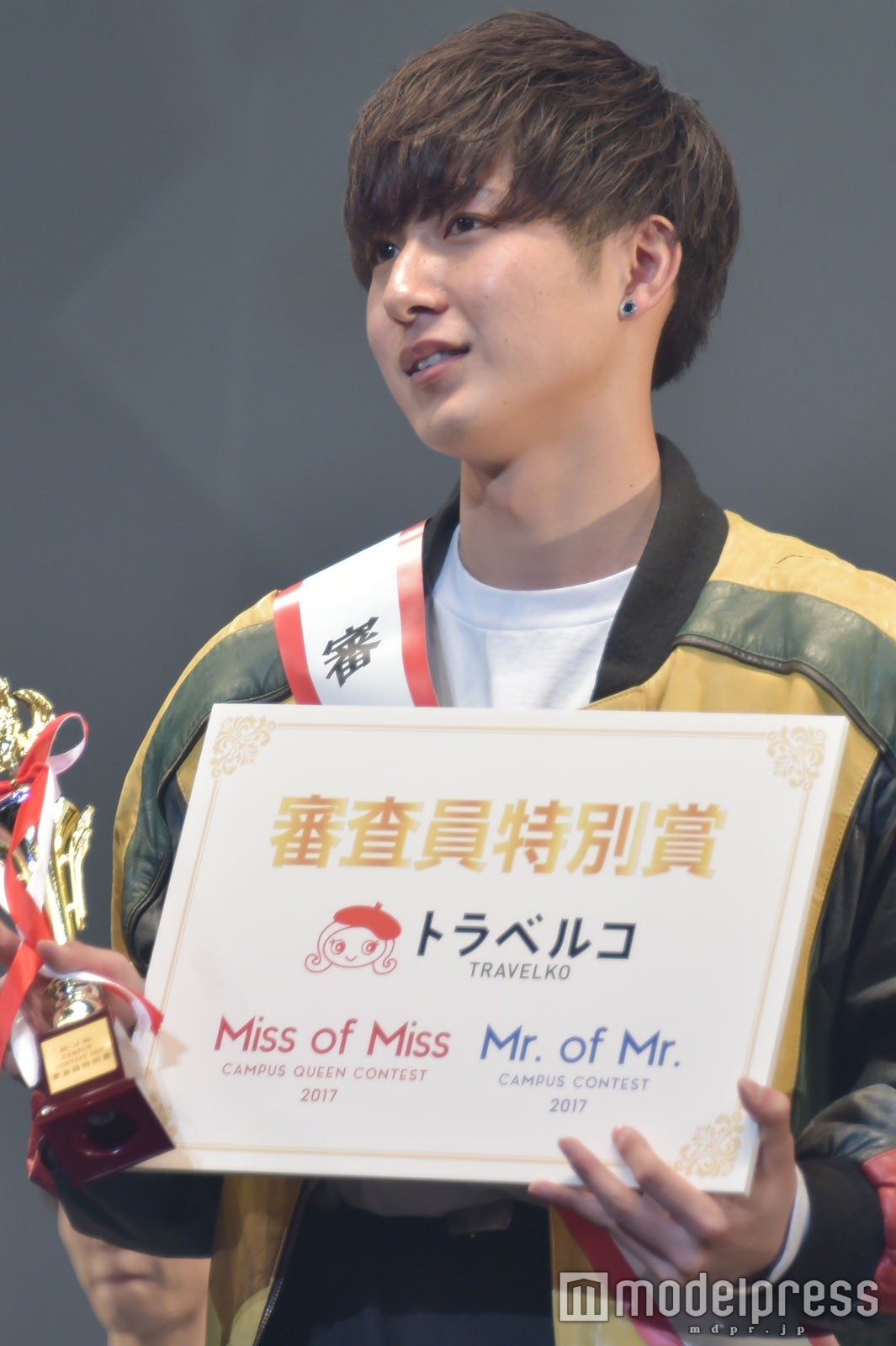 （C）モデルプレス