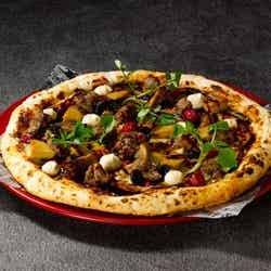 クリスマスフィーストピザ 2,800 円(税込)/Warner Bros. Studio Tour Tokyo – The Making of Harry Potter.