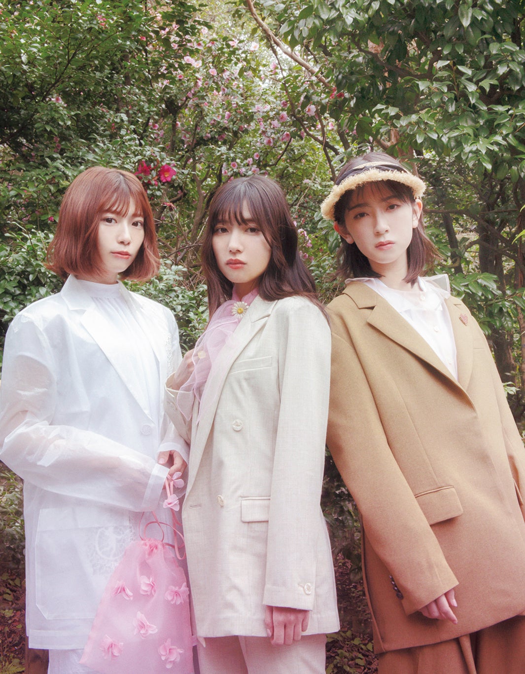 東村芽依、河田陽菜、金村美玖（提供写真）