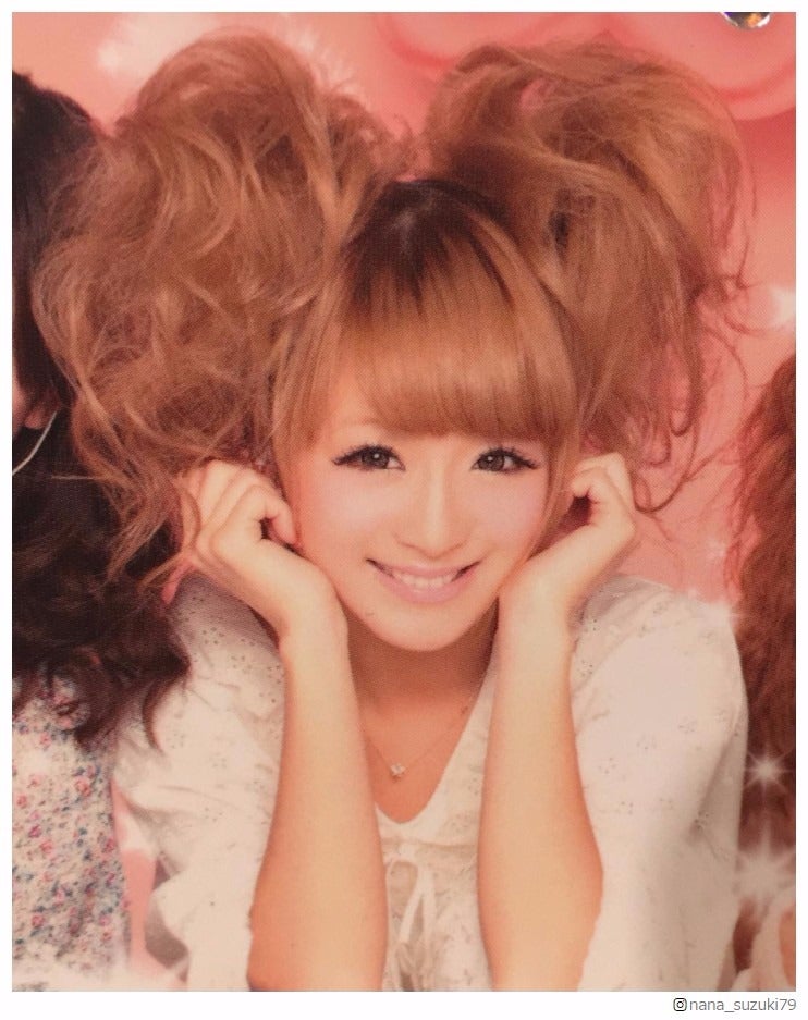 鈴木奈々“盛りまくり”ギャル時代を公開「懐かしい」「真似してた」の声続々