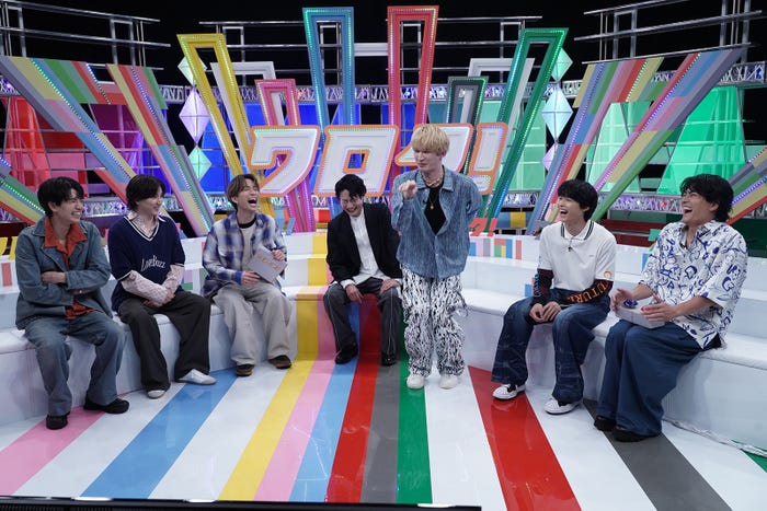 SixTONES、⼾次重幸(C)Storm Labels Inc.