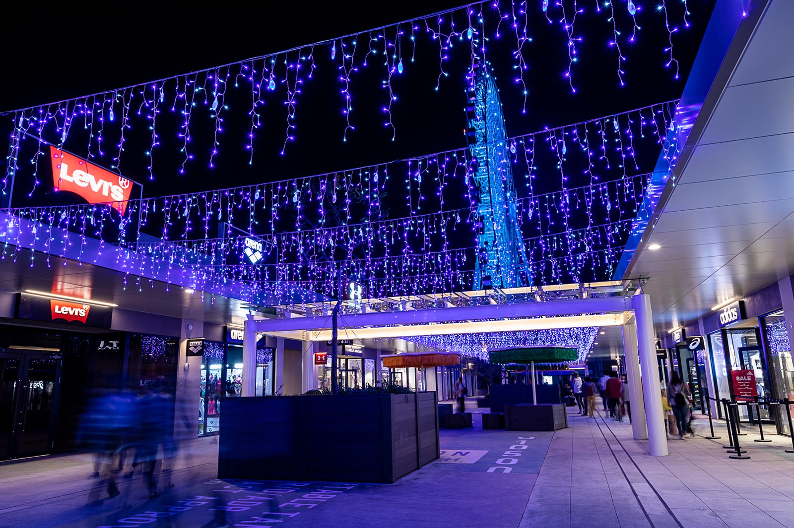 オープンモール／画像提供：三井不動産