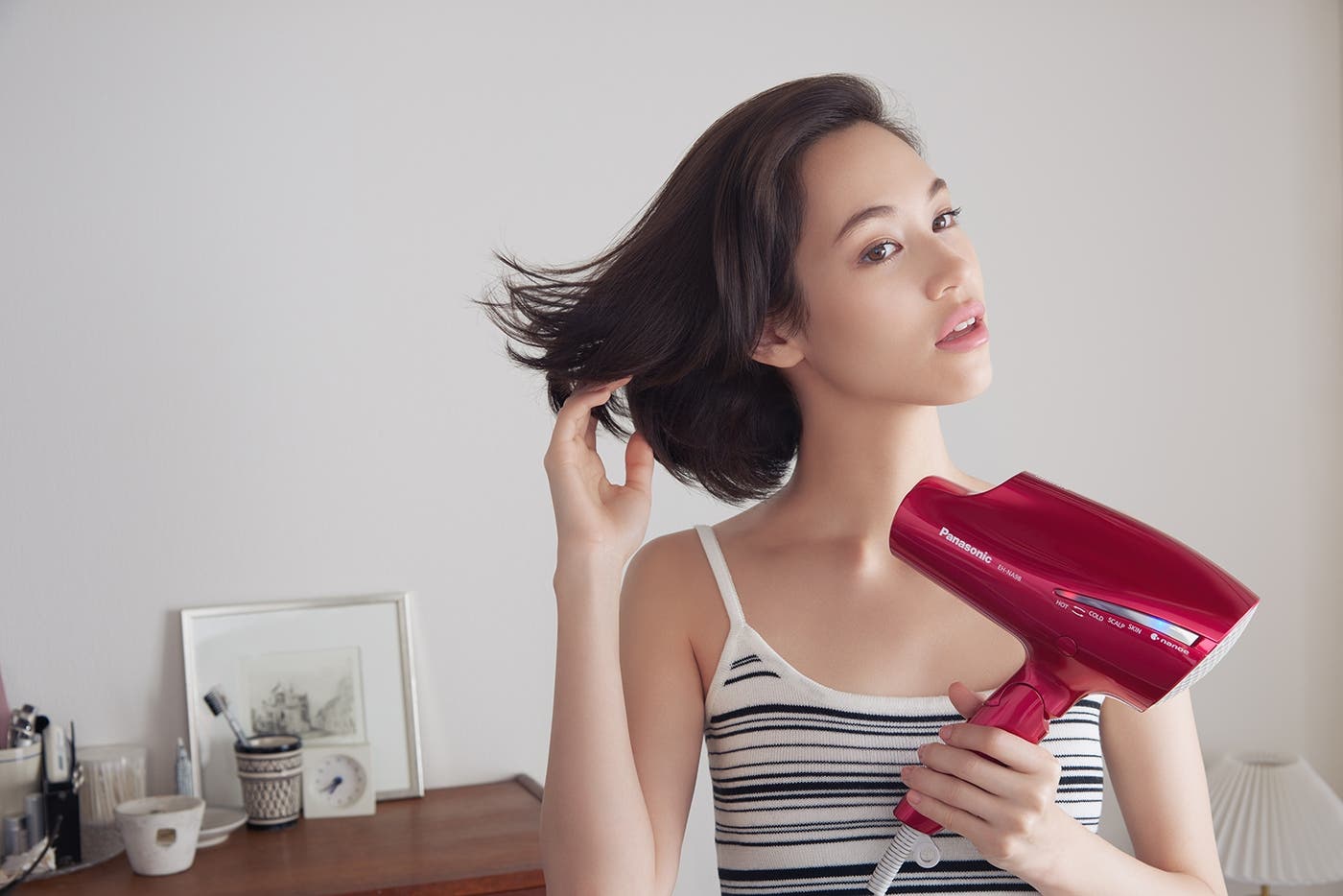 ドライヤー ナノケアでうるツヤ髪へ