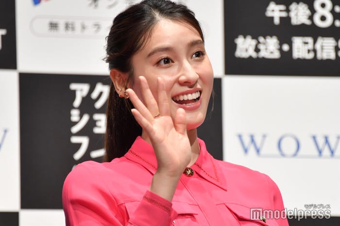 土屋太鳳(C)モデルプレス