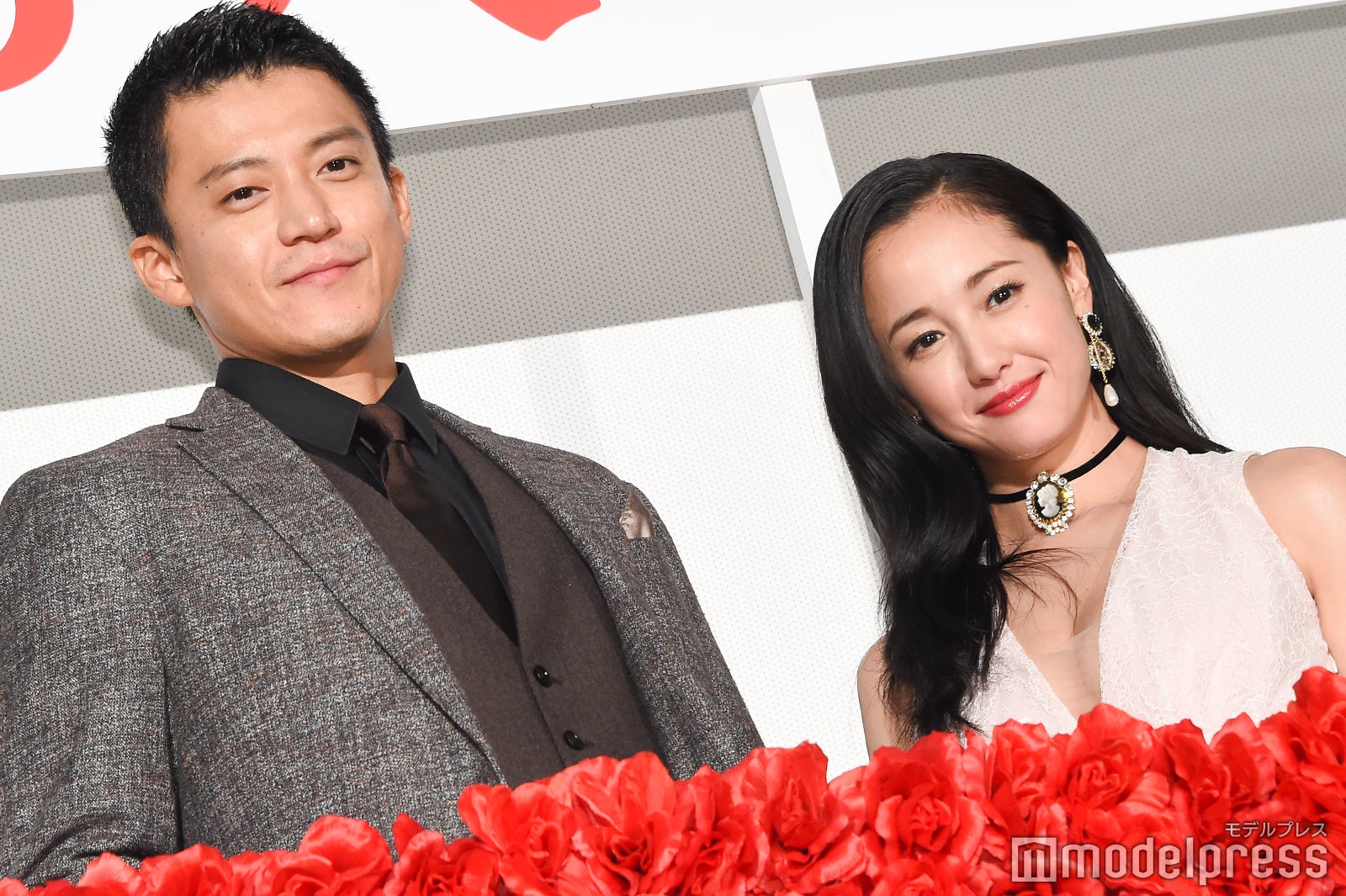 沢尻エリカ、小栗旬との濃厚ラブシーンに不満「もっと来いよ！」小栗は「あの晩反省した」＜人間失格＞