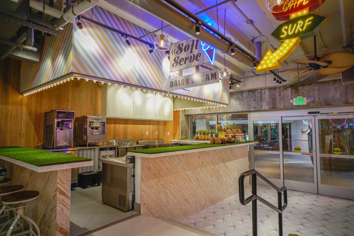 MILK／画像提供：イル・ユイマール