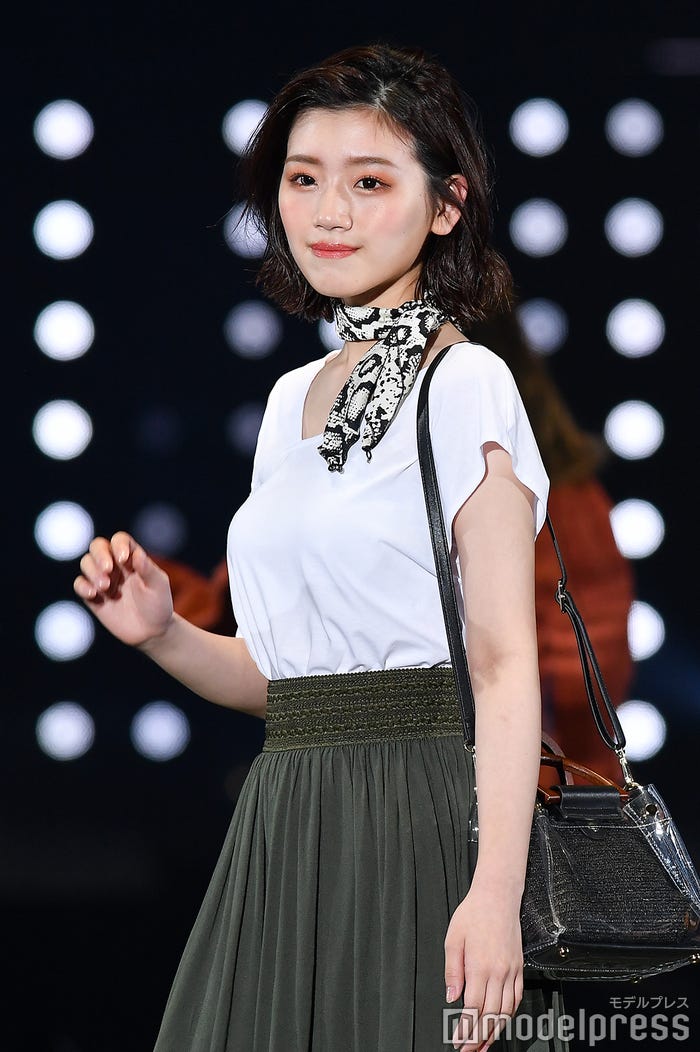 佐々木美玲(C)モデルプレス