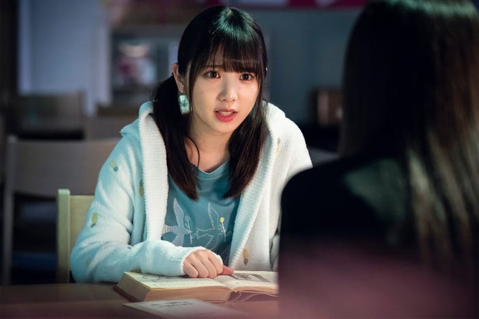 与田祐希/「ザンビ」第2話より(C)czambi project